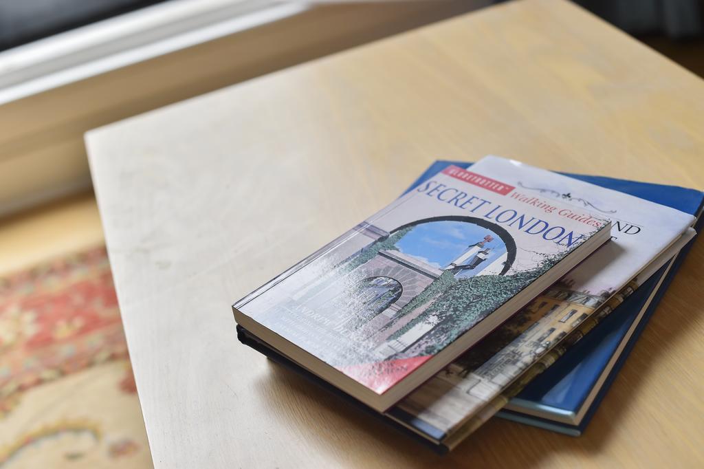 شقة لندن  في Charming Flat Near Earl'S Court Station, 4 Guests المظهر الخارجي الصورة